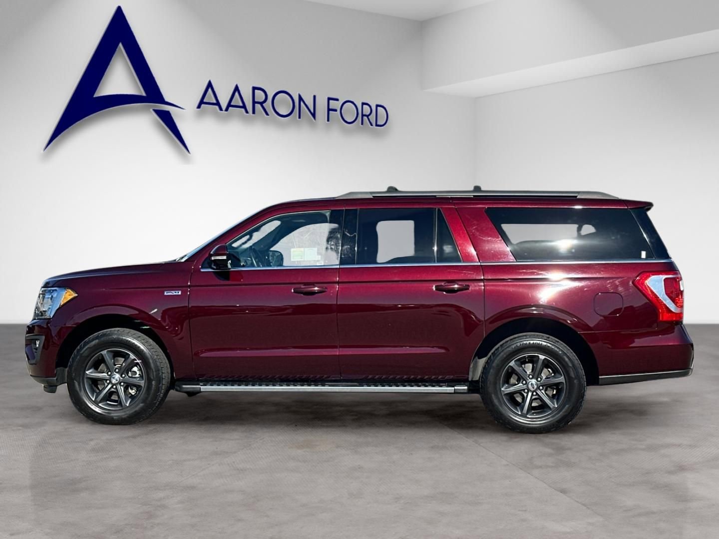Used 2020 Ford Expedition Max XLT w/ Equipment Group 202A image 3