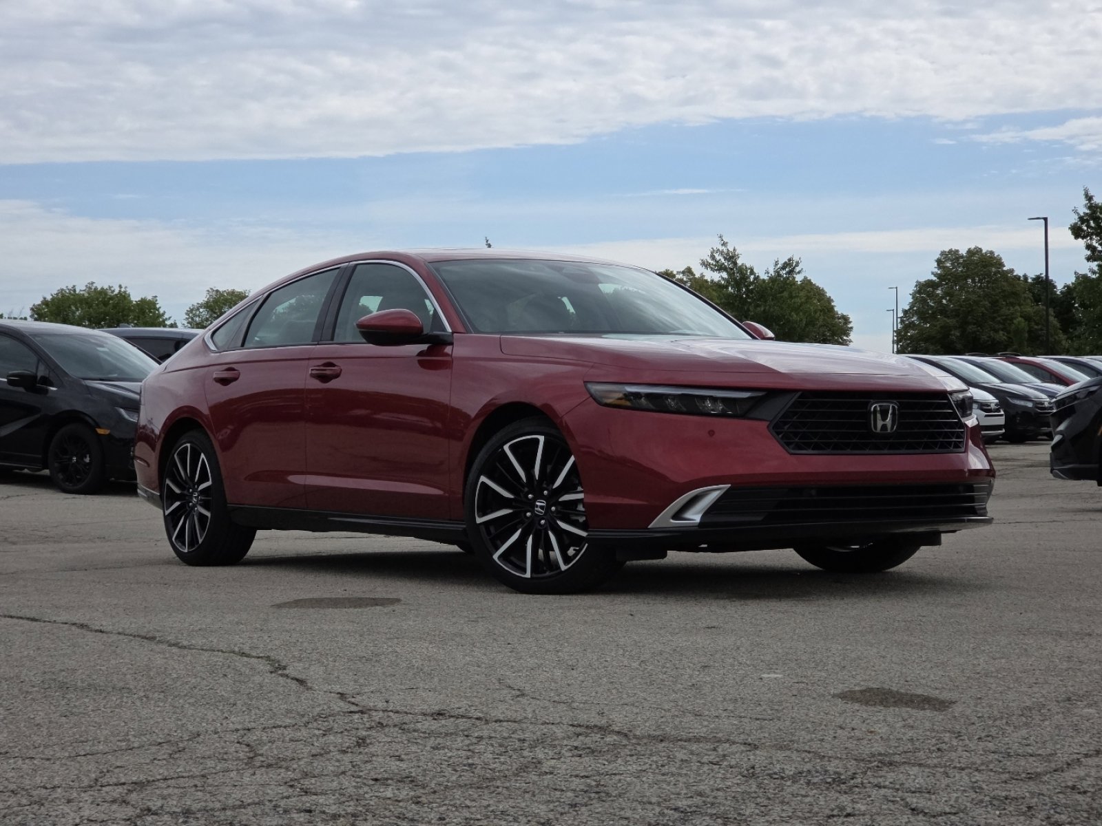 Certified 2025 Honda Accord Touring video 2