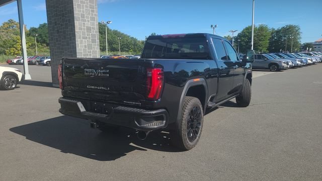New 2026 GMC Sierra 2500 Denali Ultimate AWD/4WD image 7
