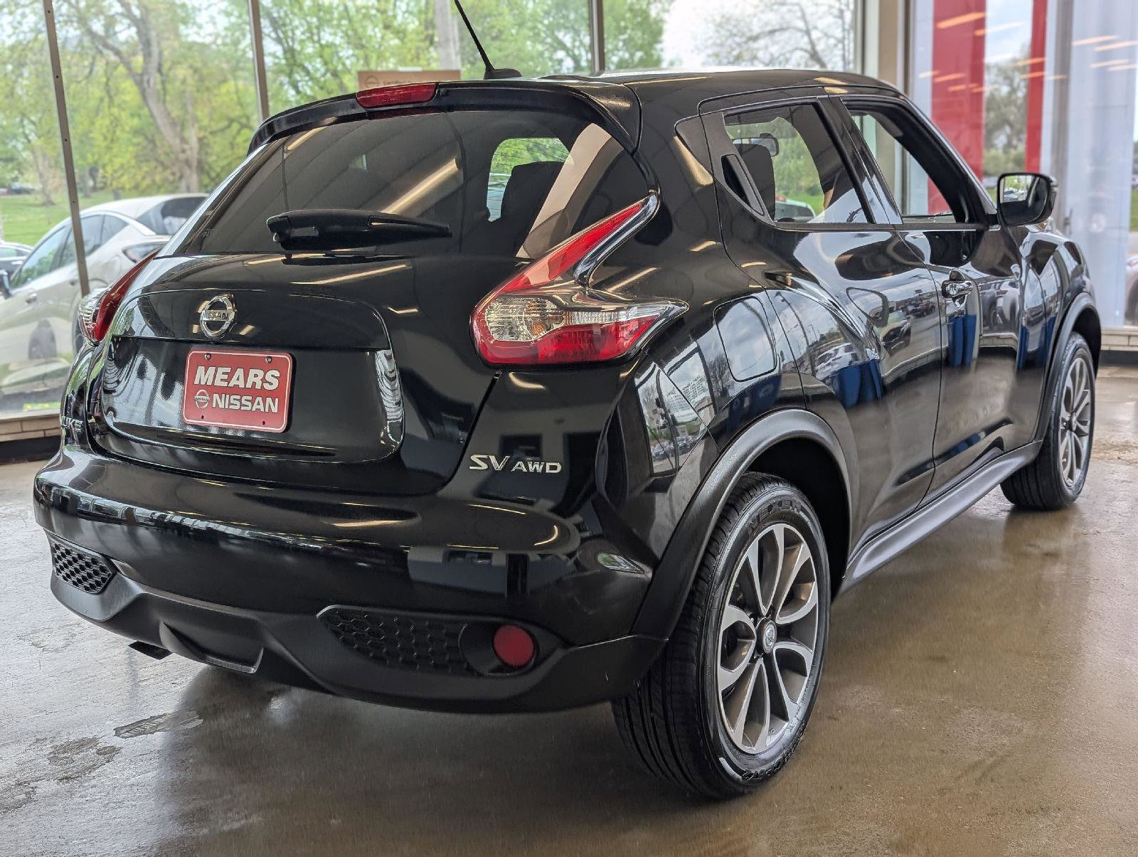 Used 2017 Nissan Juke SV AWD/4WD image 12