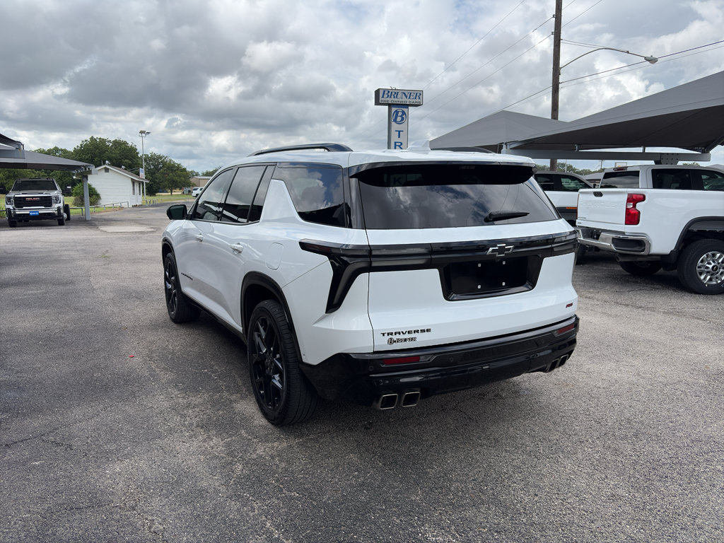 Used 2024 Chevrolet Traverse RS FWD image 8