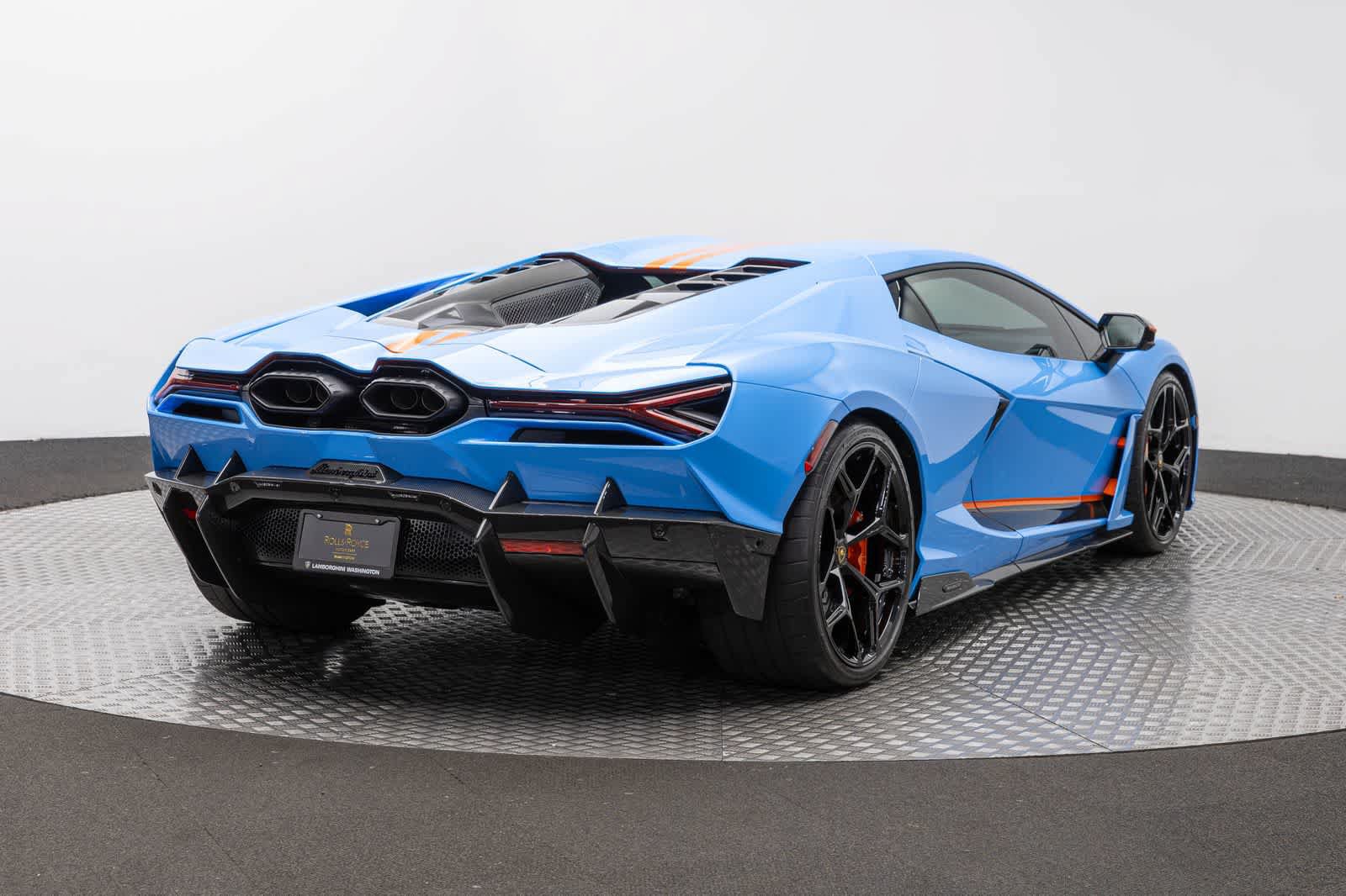 Used 2024 Lamborghini Revuelto AWD/4WD image 22