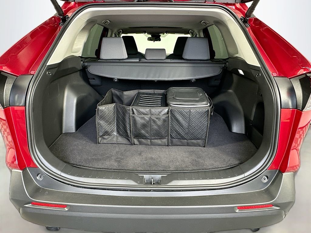Certified 2025 Toyota RAV4 XLE w/ Convenience Package FWD image 26