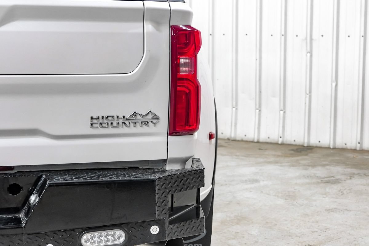 Used 2025 Chevrolet Silverado 3500 High Country w/ High Country Premium Package AWD/4WD image 50