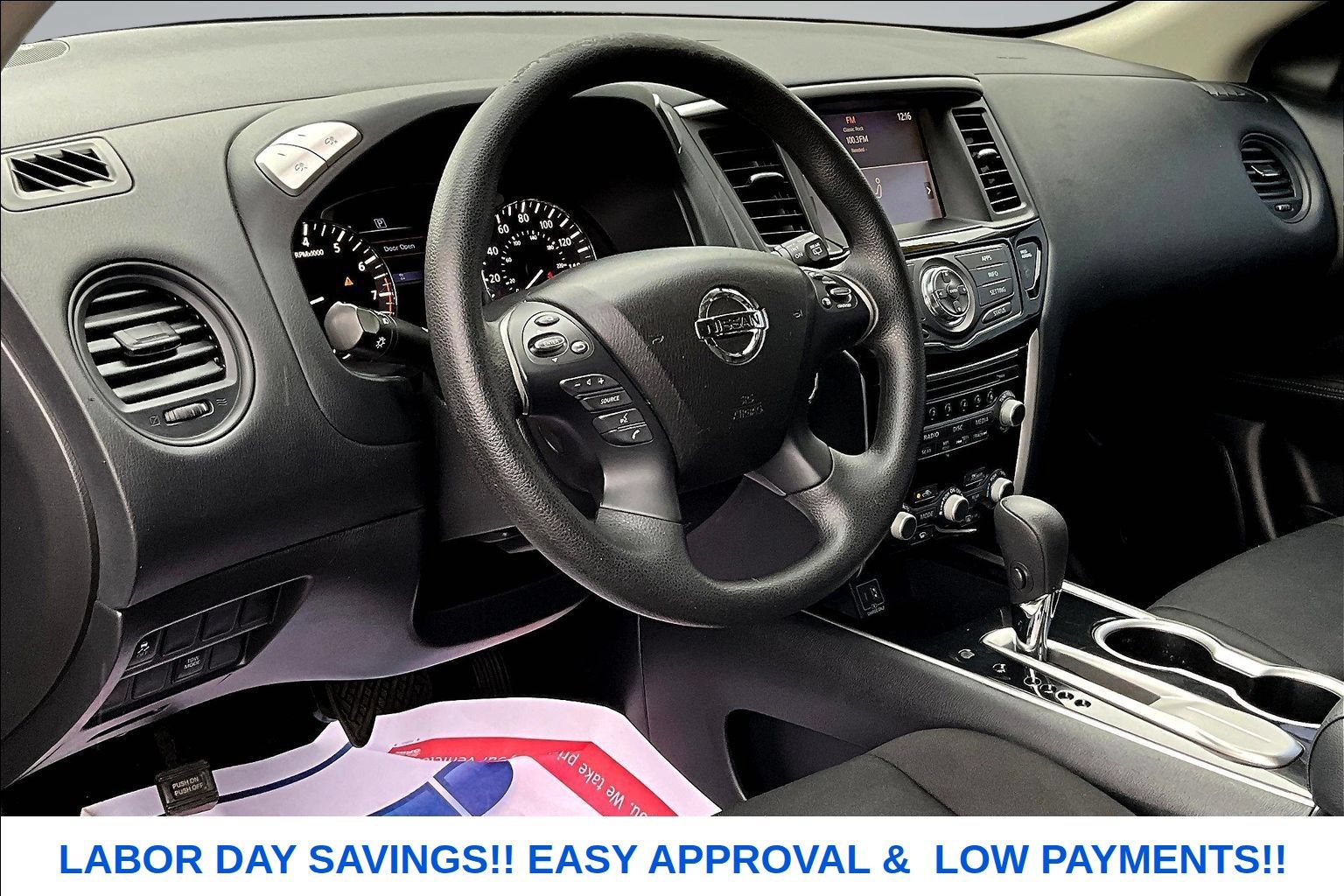 Used 2020 Nissan Pathfinder S FWD image 14