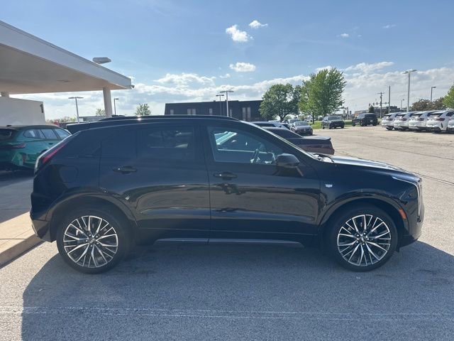 Used 2024 Cadillac XT4 Sport AWD/4WD image 6