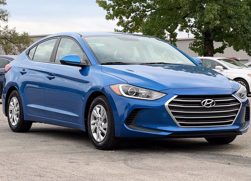 Used 2017 Hyundai Elantra SE FWD image 8