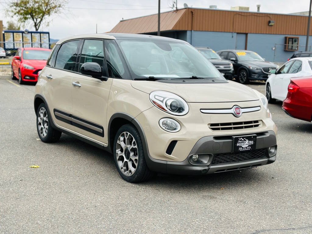 Used 2014 FIAT 500L Trekking w/ Popular Equipment Group FWD image 1