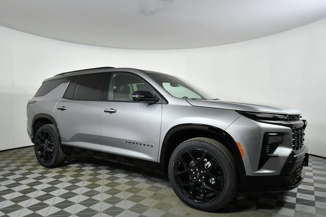 New 2026 Chevrolet Traverse RS w/ LPO, Floor Liner Package AWD/4WD image 9