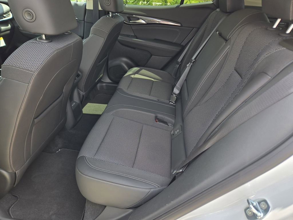 Used 2023 Buick Envision Preferred image 17