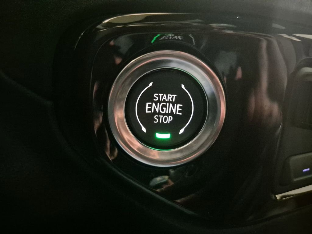 Used 2026 Chevrolet Silverado 1500 ZR2 image 17