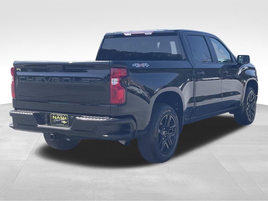 Used 2023 Chevrolet Silverado 1500 Custom w/ LPO, Dark Essentials Package AWD/4WD image 3