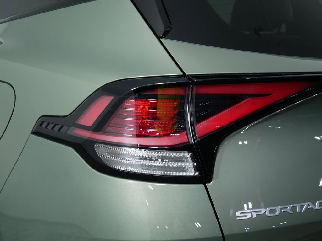 Certified 2023 Kia Sportage X-Line w/ X-Line Premium Package image 12