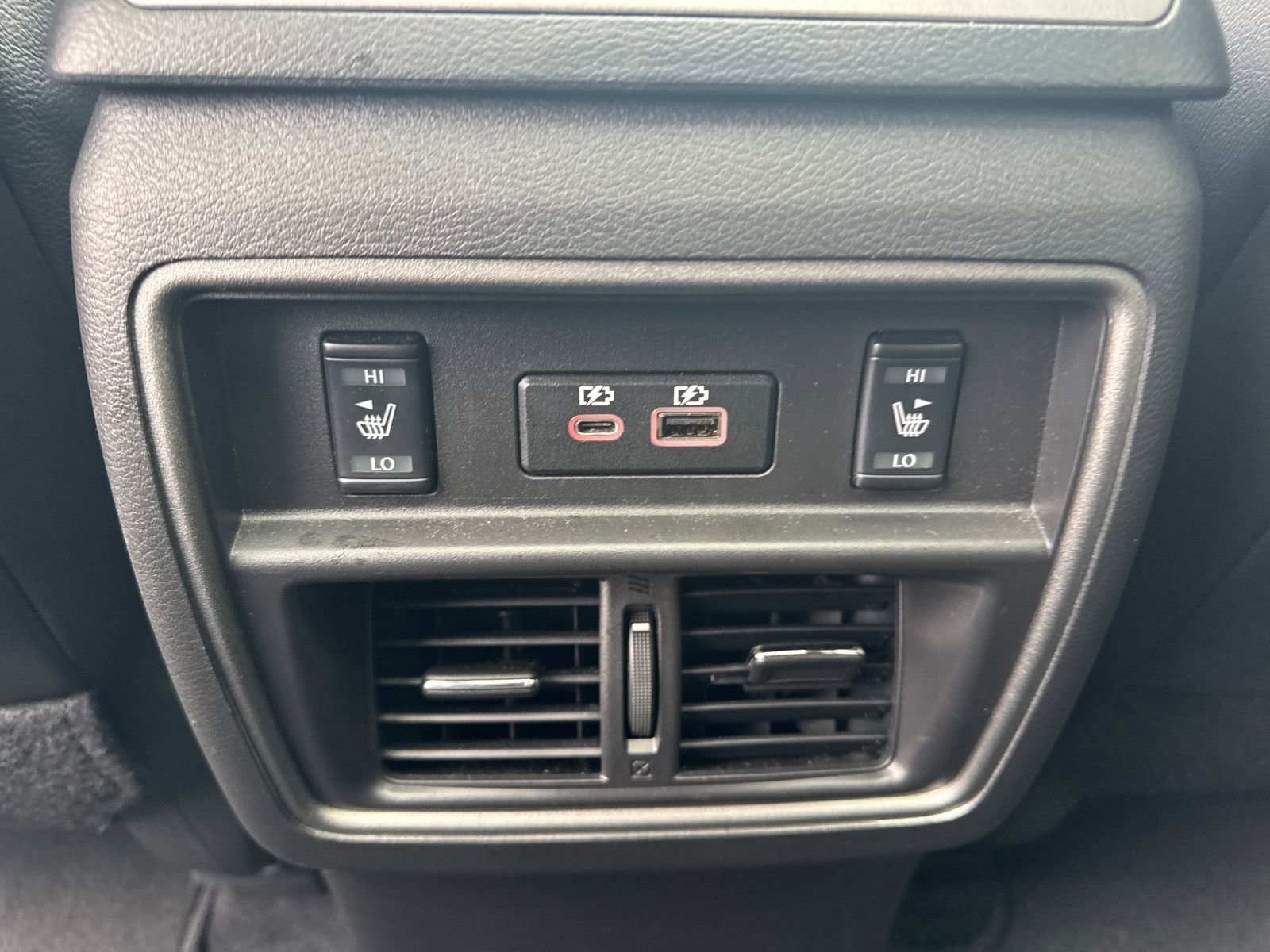 Used 2024 Nissan Murano SL image 28