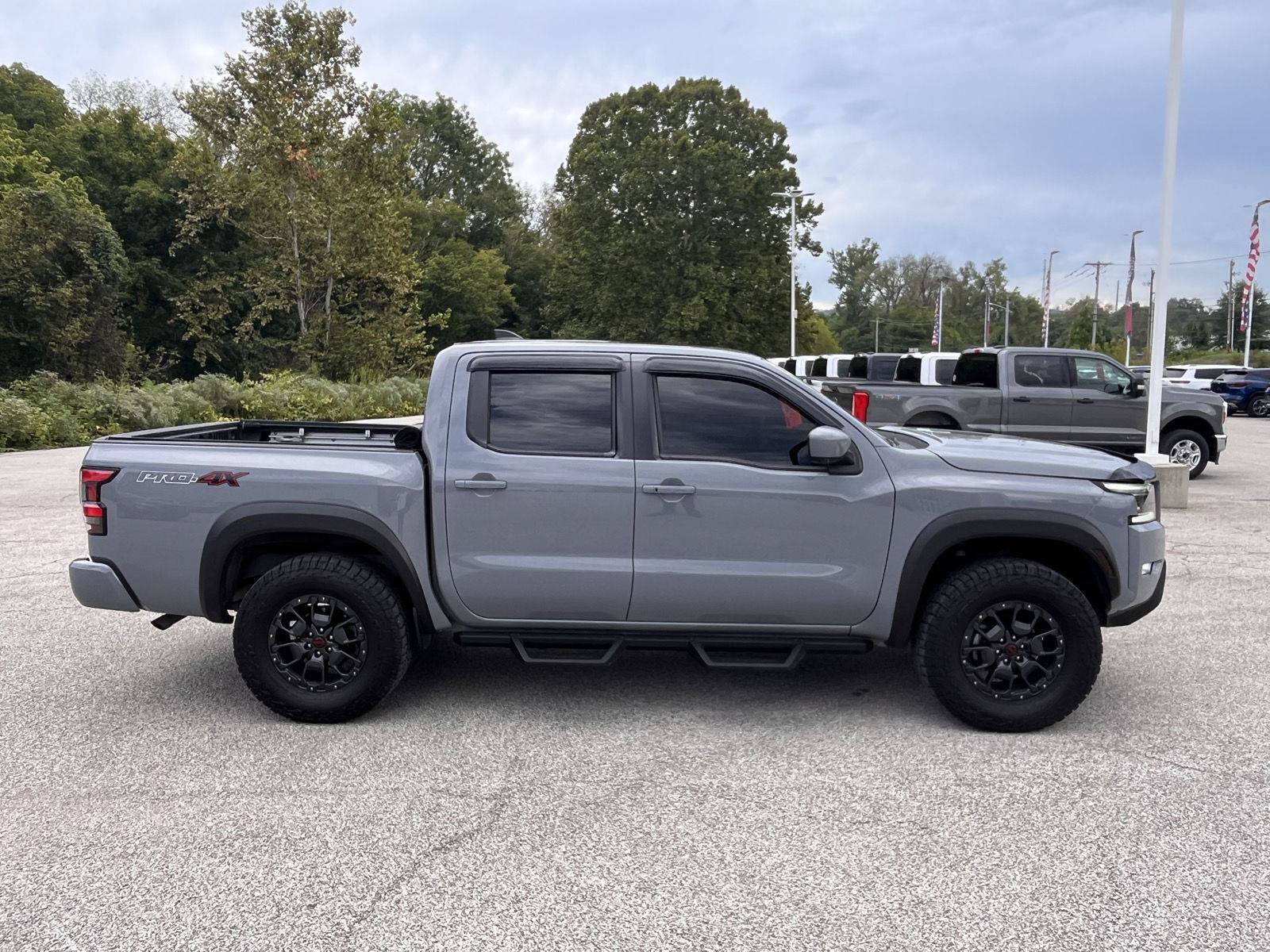 Used 2023 Nissan Frontier PRO-4X w/ Pro-4X Premium Package AWD/4WD image 9