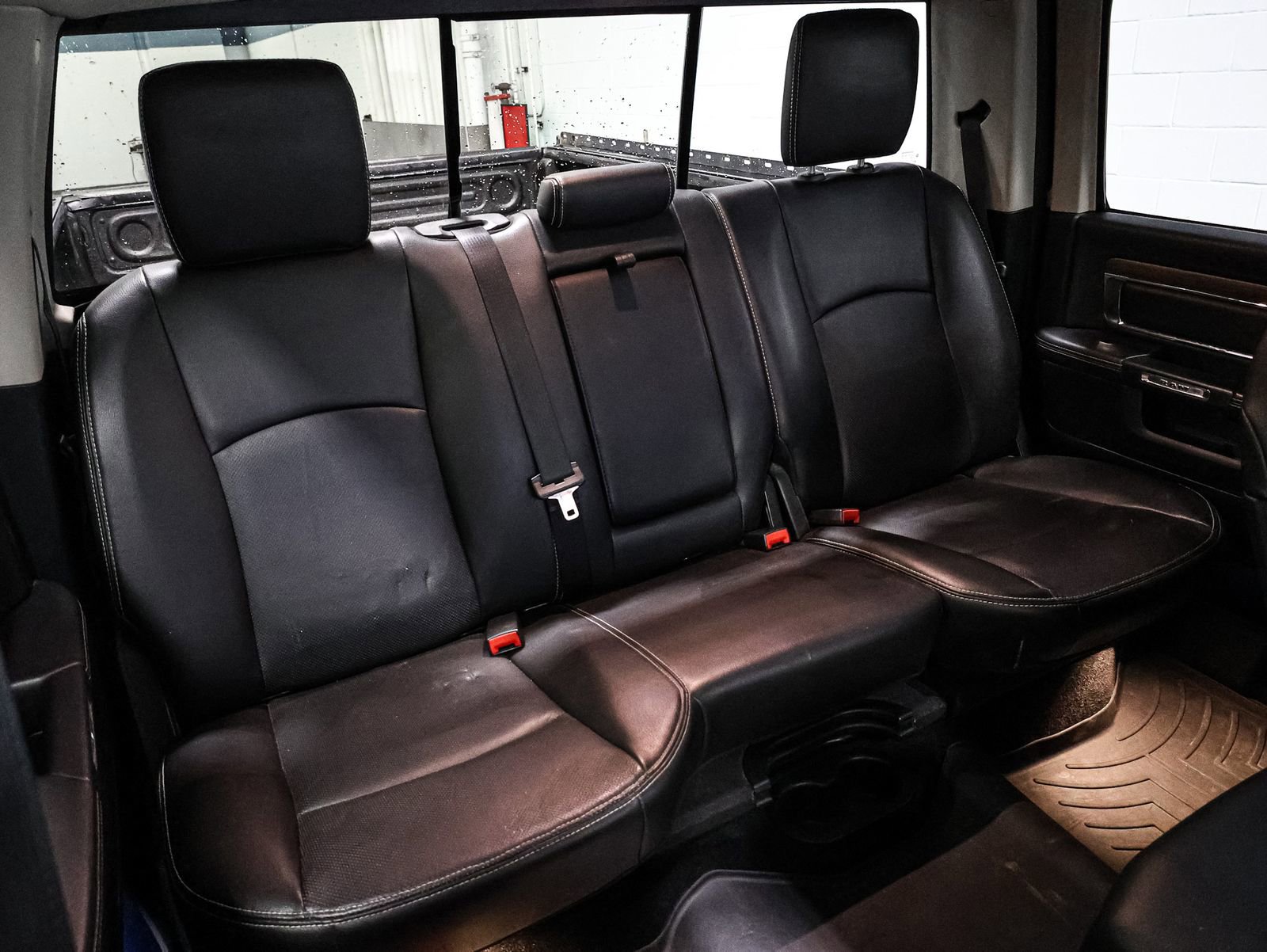 Used 2015 RAM 2500 Laramie image 24