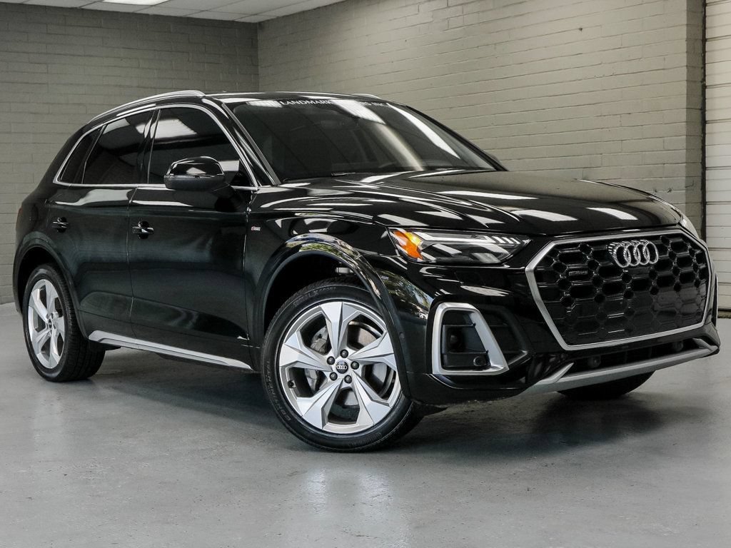 Used 2023 Audi Q5 2.0T Prestige w/ Prestige Package AWD/4WD image 1
