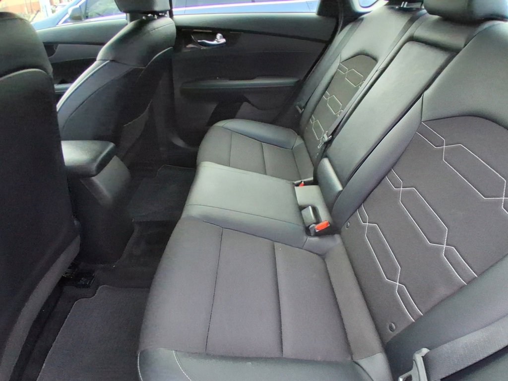 Used 2020 Kia Forte GT-Line image 17