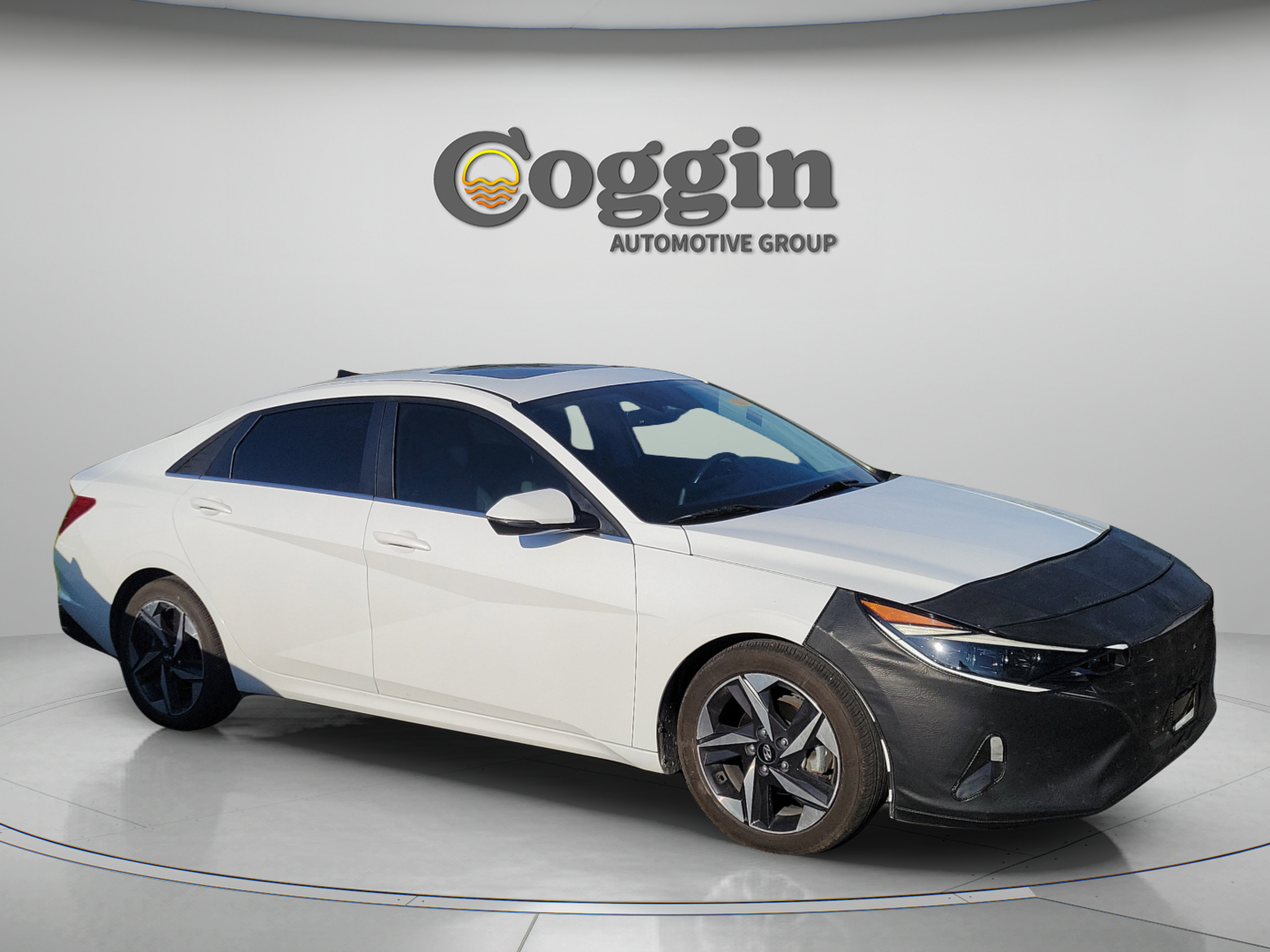 Used 2022 Hyundai Elantra Limited FWD image 7