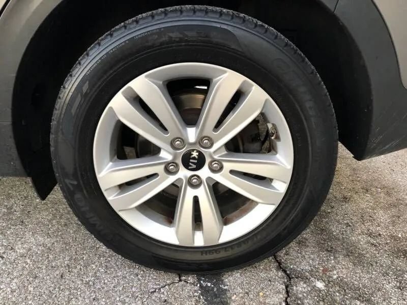 Used 2018 Kia Sportage LX FWD image 35