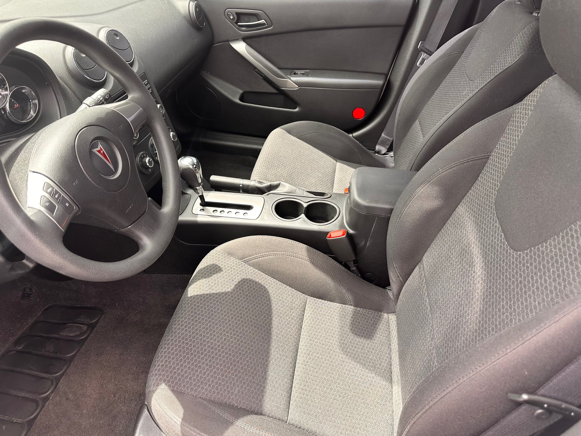 Used 2006 Pontiac G6 Sedan w/ Convenience Package FWD image 5