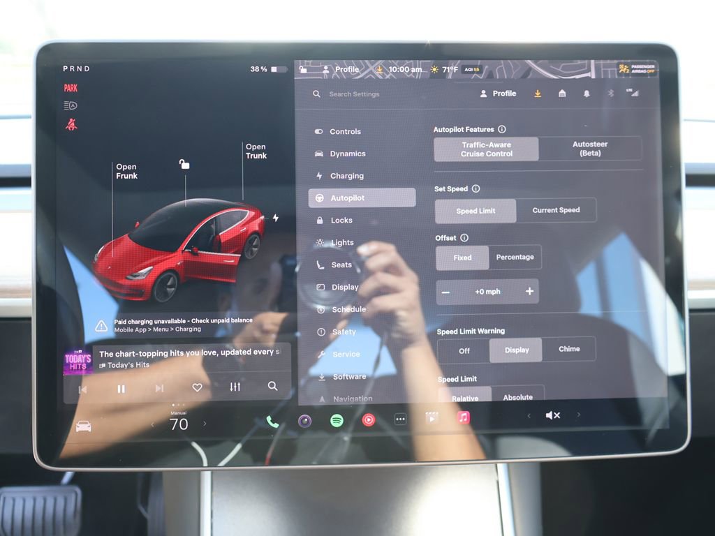Used 2018 Tesla Model 3 Long Range RWD image 47