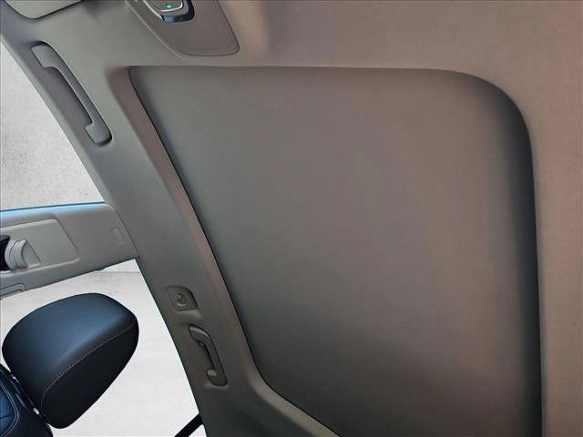 Used 2022 Audi Q8 Premium Plus image 15