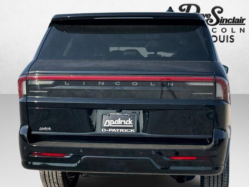 New 2025 Lincoln Navigator Reserve image 6