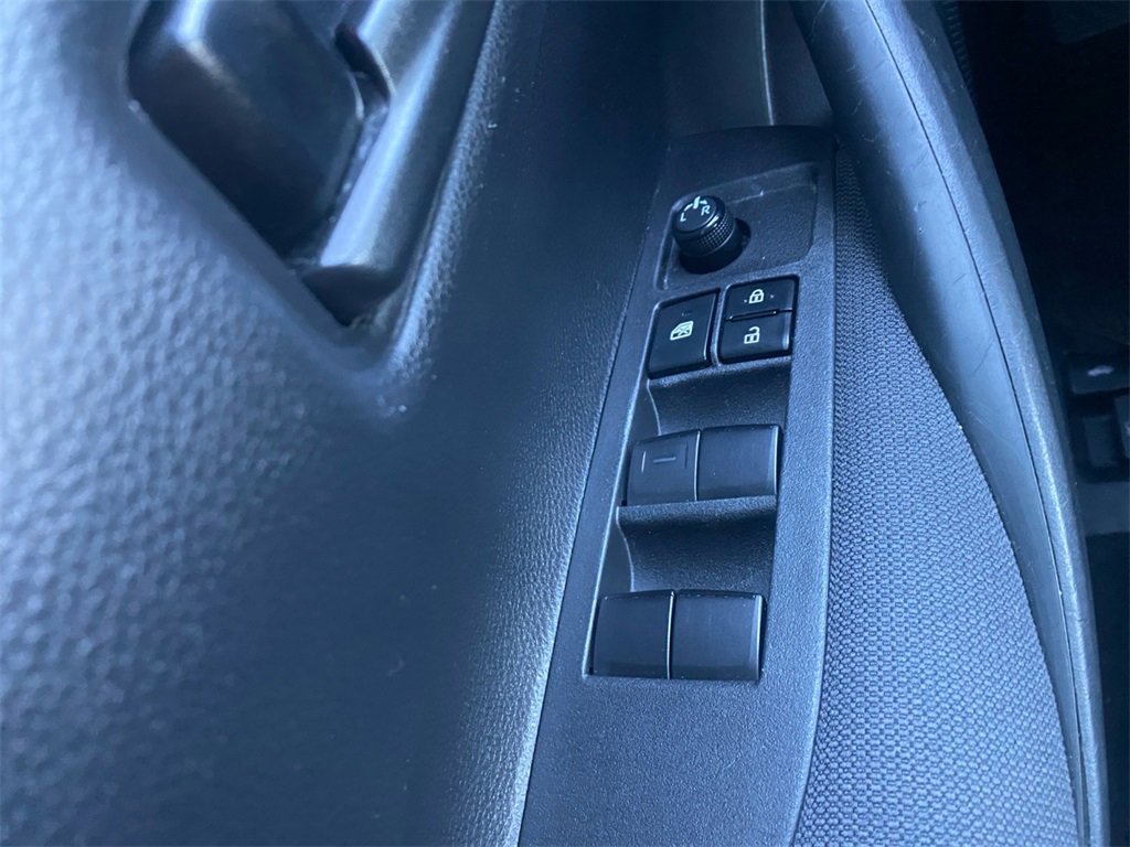 Used 2022 Toyota Corolla LE image 17