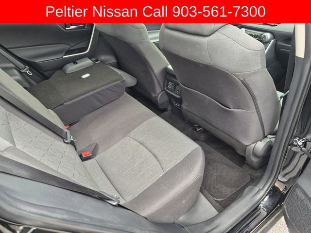 Used 2024 Toyota RAV4 XLE FWD image 16