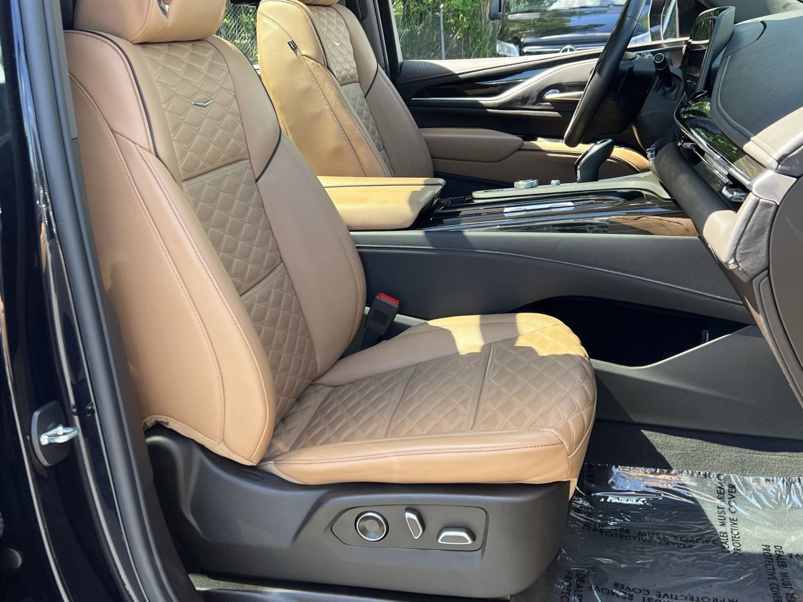 Used 2023 Cadillac Escalade Sport w/ Touring Package AWD/4WD image 34