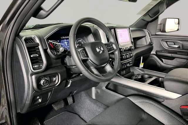 New 2026 RAM 1500 Express AWD/4WD image 8