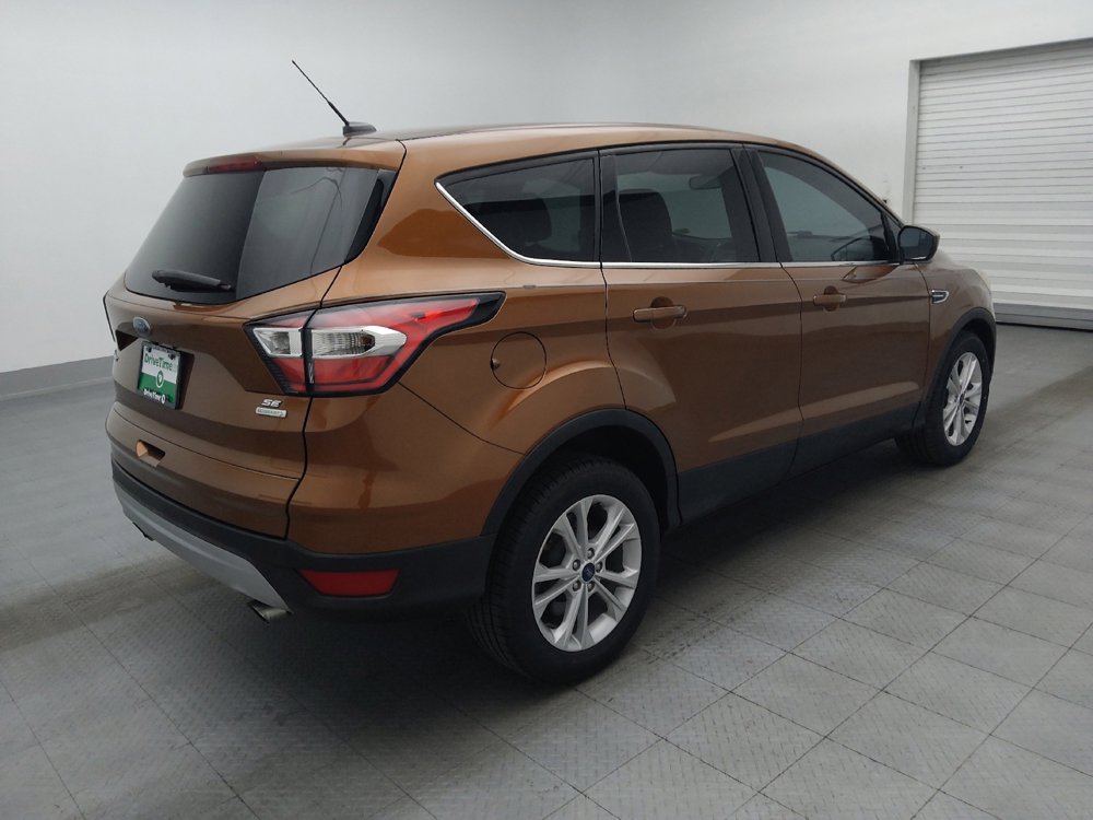 Used 2017 Ford Escape SE FWD image 10