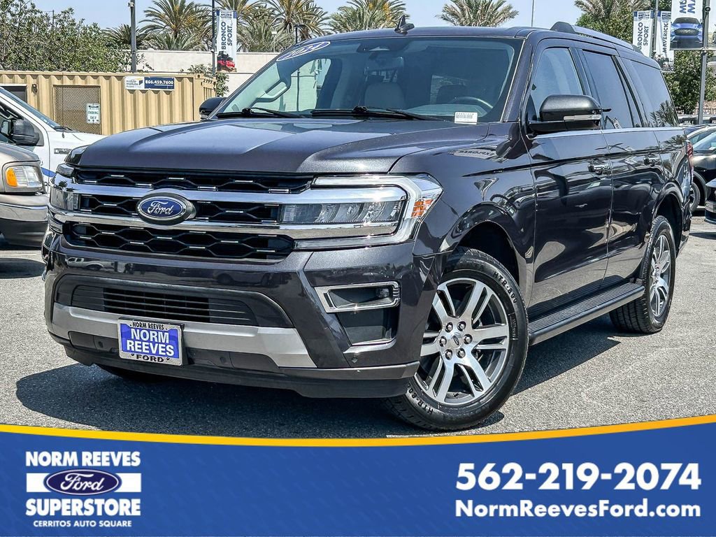 Used 2024 Ford Expedition Limited RWD image 1