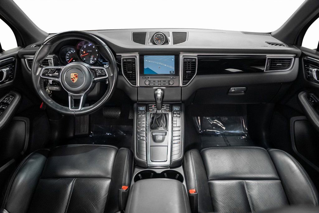 Used 2017 Porsche Macan image 4