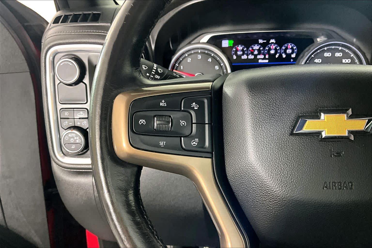Used 2019 Chevrolet Silverado 1500 High Country w/ Technology Package RWD image 22