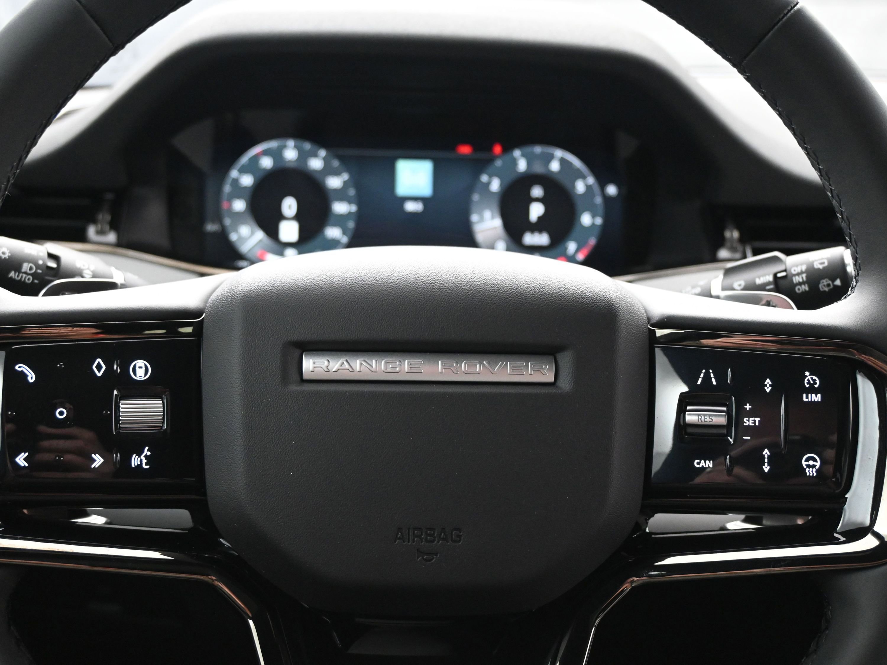 New 2026 Land Rover Range Rover Evoque S image 17