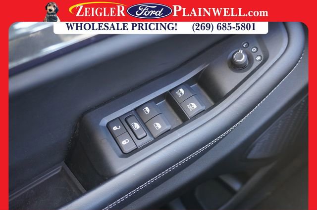 Used 2023 Jeep Grand Cherokee L Laredo w/ Luxury Tech Group I image 32