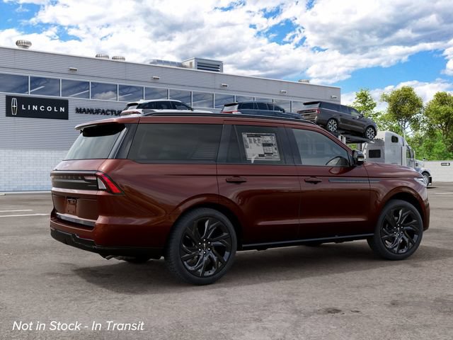 New 2027 Lincoln Navigator Reserve AWD/4WD image 6