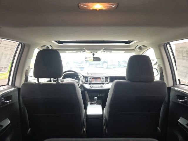 Used 2016 Toyota RAV4 XLE AWD/4WD image 12