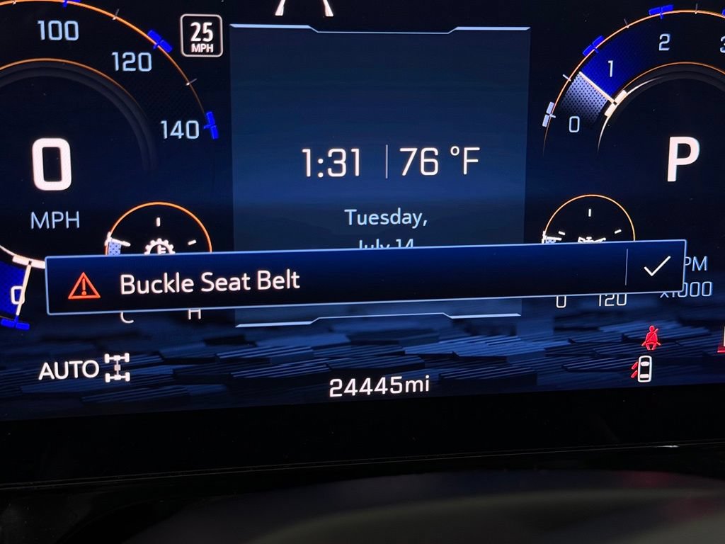 Used 2026 Chevrolet Suburban Premier AWD/4WD image 15