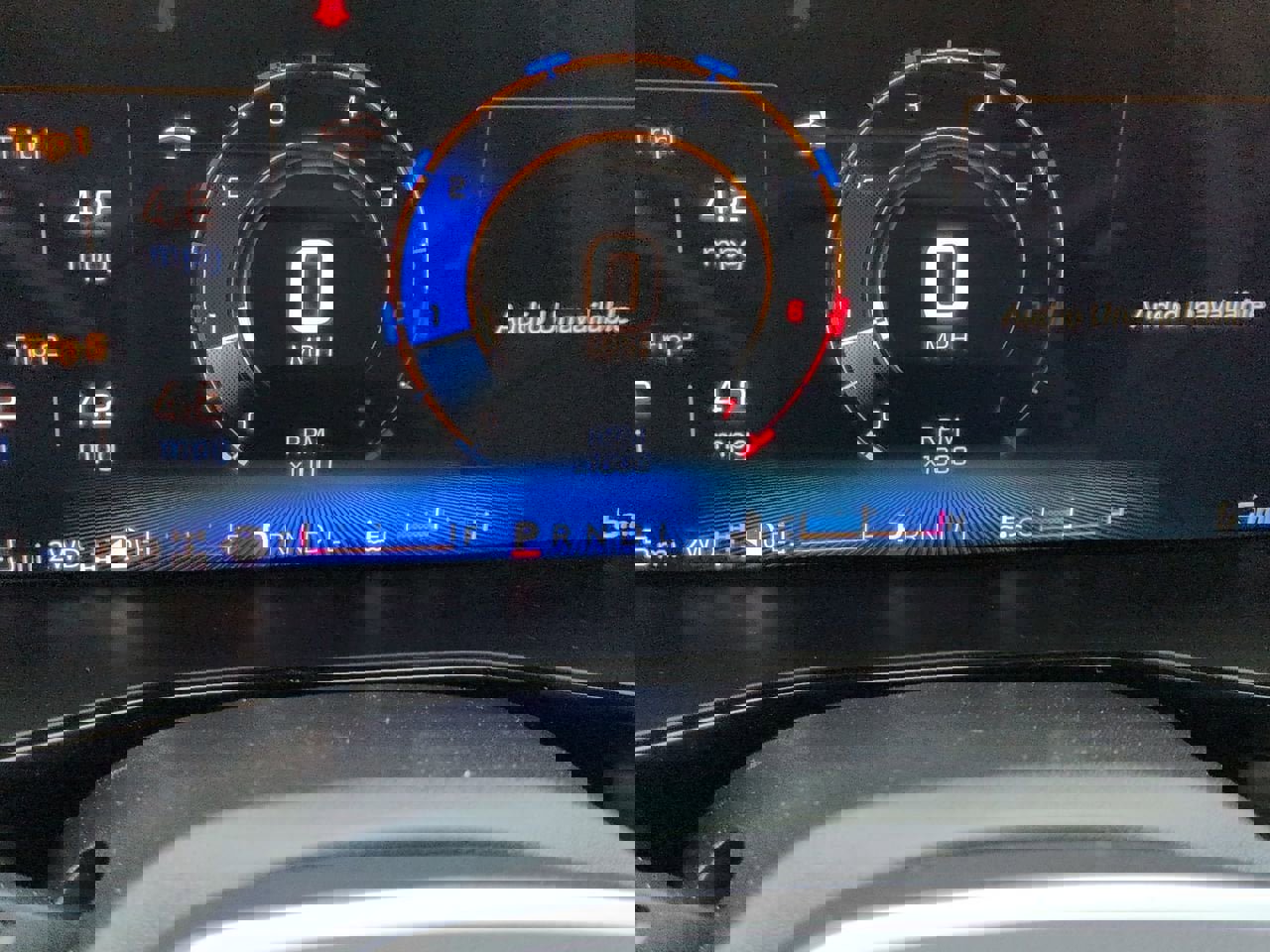 New 2026 Chevrolet Colorado ZR2 w/ Technology Package AWD/4WD image 14