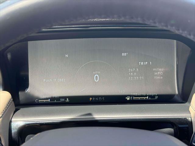 Used 2022 Lincoln Nautilus Reserve AWD/4WD image 28