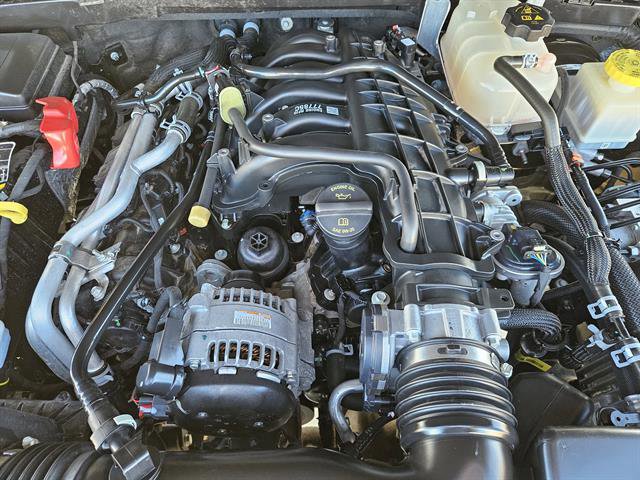 Used 2023 Jeep Gladiator Overland w/ Cold Weather Group image 19