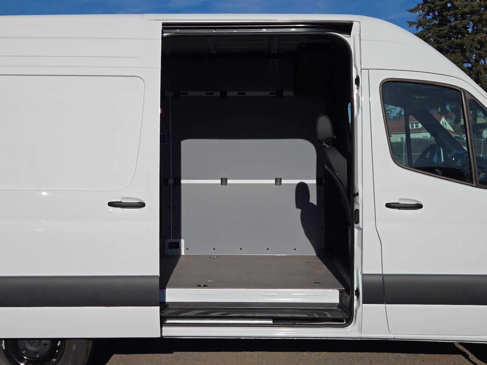 Used 2026 Mercedes-Benz Sprinter 2500 image 12