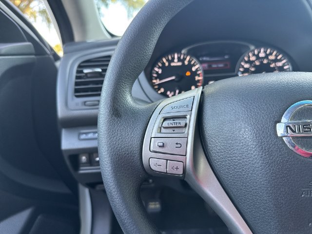 Used 2014 Nissan Altima 2.5 S FWD image 16