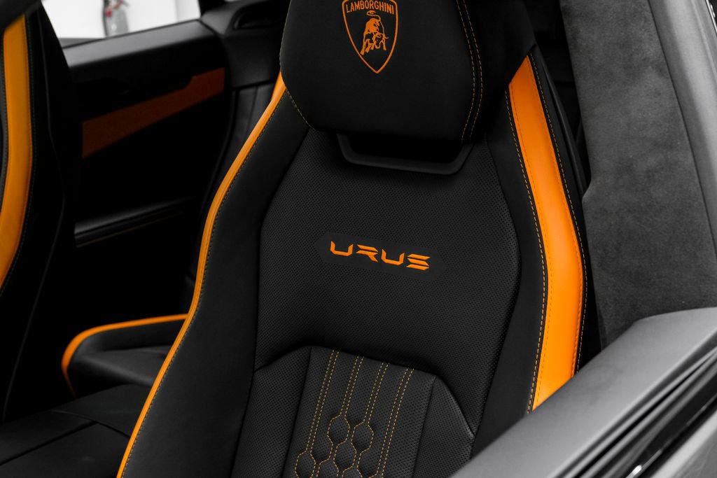 Used 2024 Lamborghini Urus S AWD/4WD image 38
