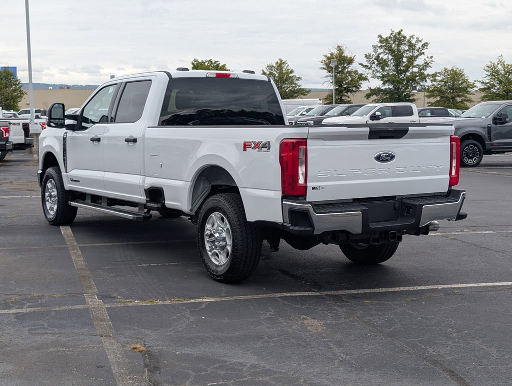 New 2026 Ford F350 XLT w/ FX4 Off-Road Package image 4