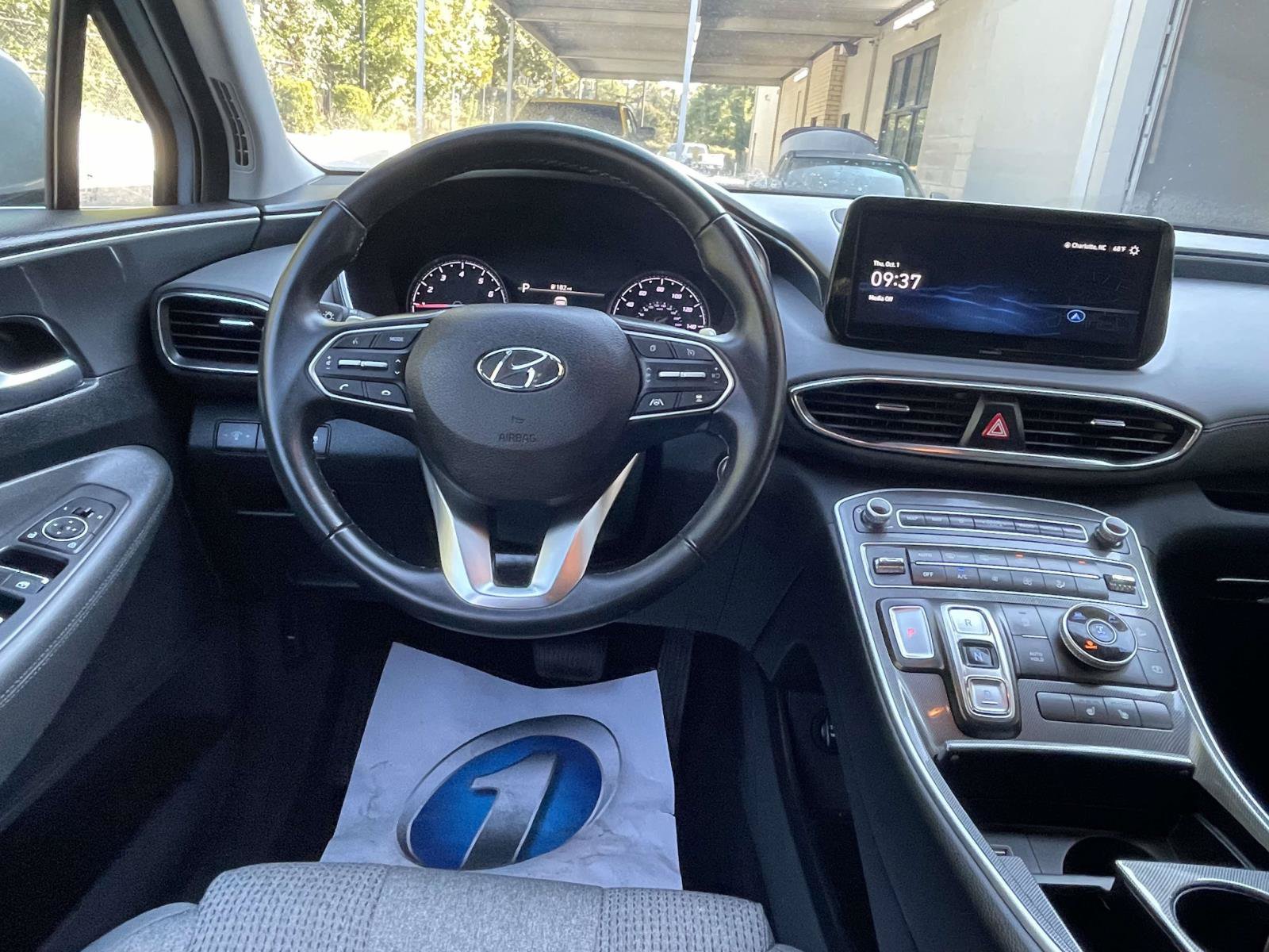 Used 2023 Hyundai Santa Fe SEL AWD/4WD image 12