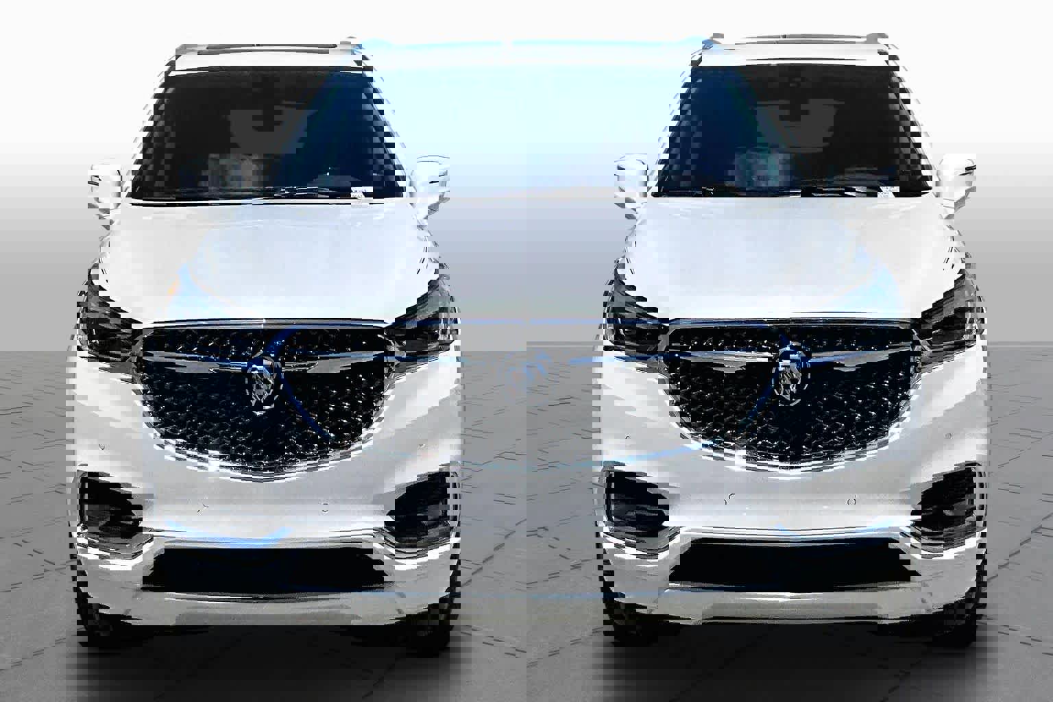 Used 2021 Buick Enclave Avenir w/ Avenir Technology Package FWD image 4